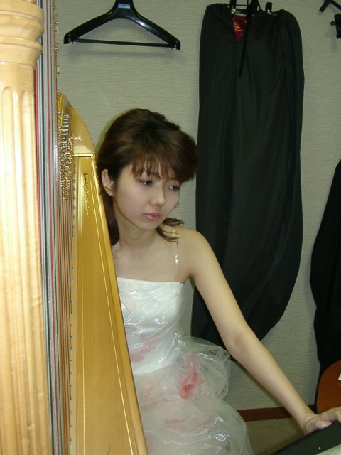 ���P�U